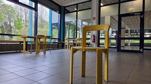 Designerstühle aus Mensen geklaut – neue Masche im Norden?