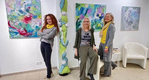 Neue Ausstellung in der ArtGalerie in Ettlingen: Frauenpower erzeugt Frühlingsgefühle
