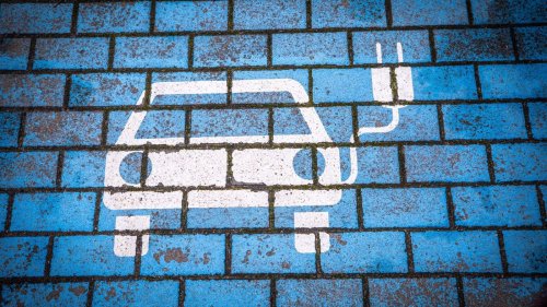 Elektro statt Verbrenner? Wechselbereitschaft zieht nicht an