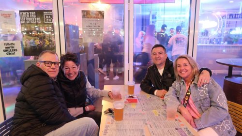 Leute treffen, feiern und Pforzheim erleben – das war die Barparade