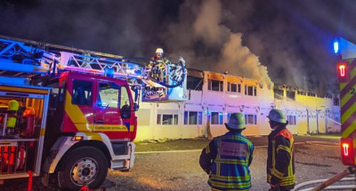 160 Menschen nach Brand in Flüchtlingsunterkunft in Offenburg evakuiert