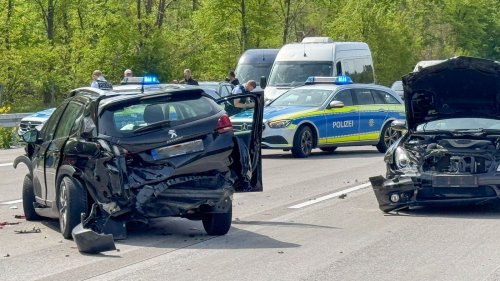 A5 zwischen Bruchsal und Kronau nach Unfall gesperrt