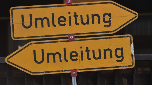 Vollsperrung für Autofahrer in der Karlsruher Waldstadt