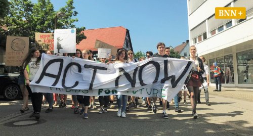 Querdenker und „Fridays for Future“ demonstrieren weiter in Achern