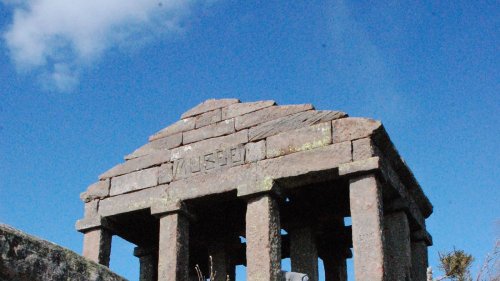 Donon begeistert mit Götterfunden und Blick bis in den Schwarzwald
