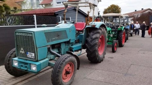 Teilnehmerfeld am Festumzug in Dettenheim übertrifft die Erwartungen
