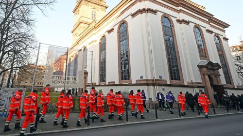 Notizen auf Zettel im Auto des Todesfahrers werden geprüft