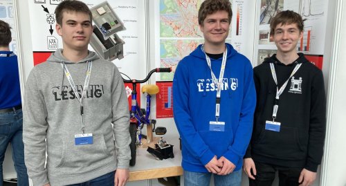 Karlsruher Team siegt bei „Jugend forscht“