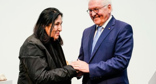 Emine Sevgi Özdamar mit Schillerpreis ausgezeichnet