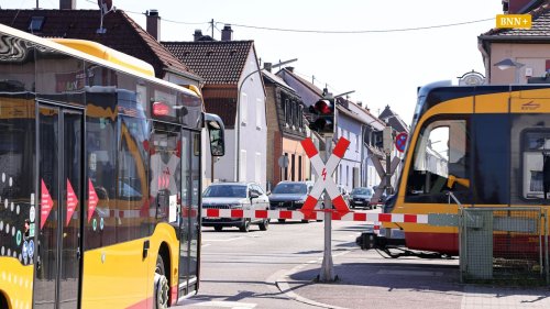 Drei Unfälle mit Bussen: Was ist los an dieser Kreuzung in Karlsruhe?