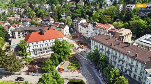 Baustelle am Hindenburgplatz in Baden-Baden zieht viele Blicke auf sich