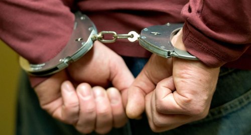 31-jähriger Mann greift Polizei in Rastatt an