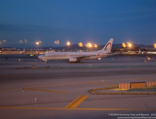 Airplane Art – Royal Air Maroc Boeing 737-800 taxiing at Barcelona El Prat