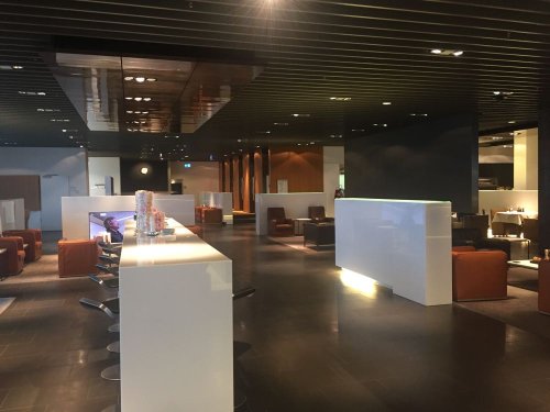 Review: Lufthansa First Class Lounge, Frankfurt Terminal 1 - Monkey Miles