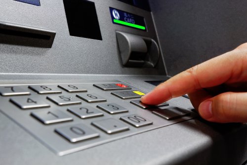 Be Careful of This ATM Scam When Traveling!