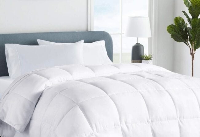 The Best Cooling Comforters for the Bedroom