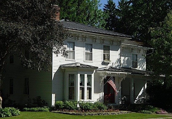 When Remodeling an Old House, Which Features Should You Keep?