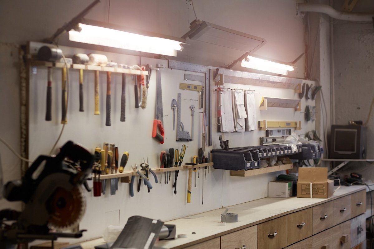 16 Workbench Plans Perfect for Big or Small Home Shops