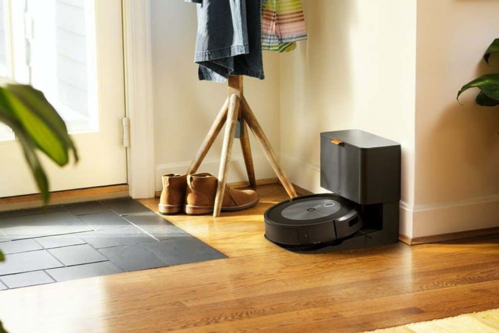 10 Products We Love on Sale This Week: Roomba, DeWalt, Samsung, and More