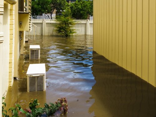 11 Things You Should Never Do During a Hurricane