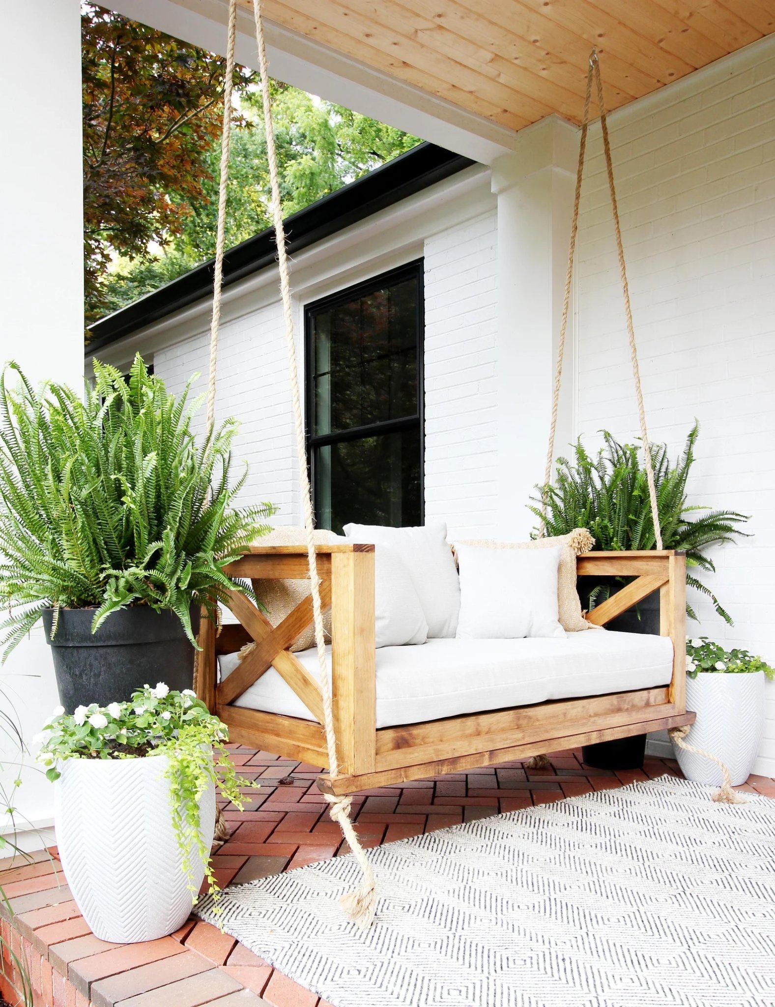 12 Porch Swing Plans for Building the Ultimate Outdoor Siesta Spot