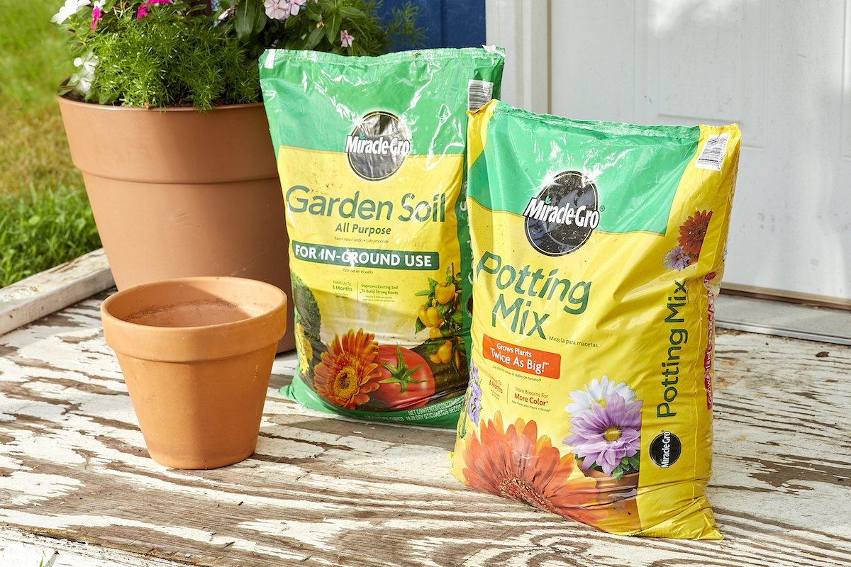 Garden Soil vs. Potting Soil: What's the Difference?