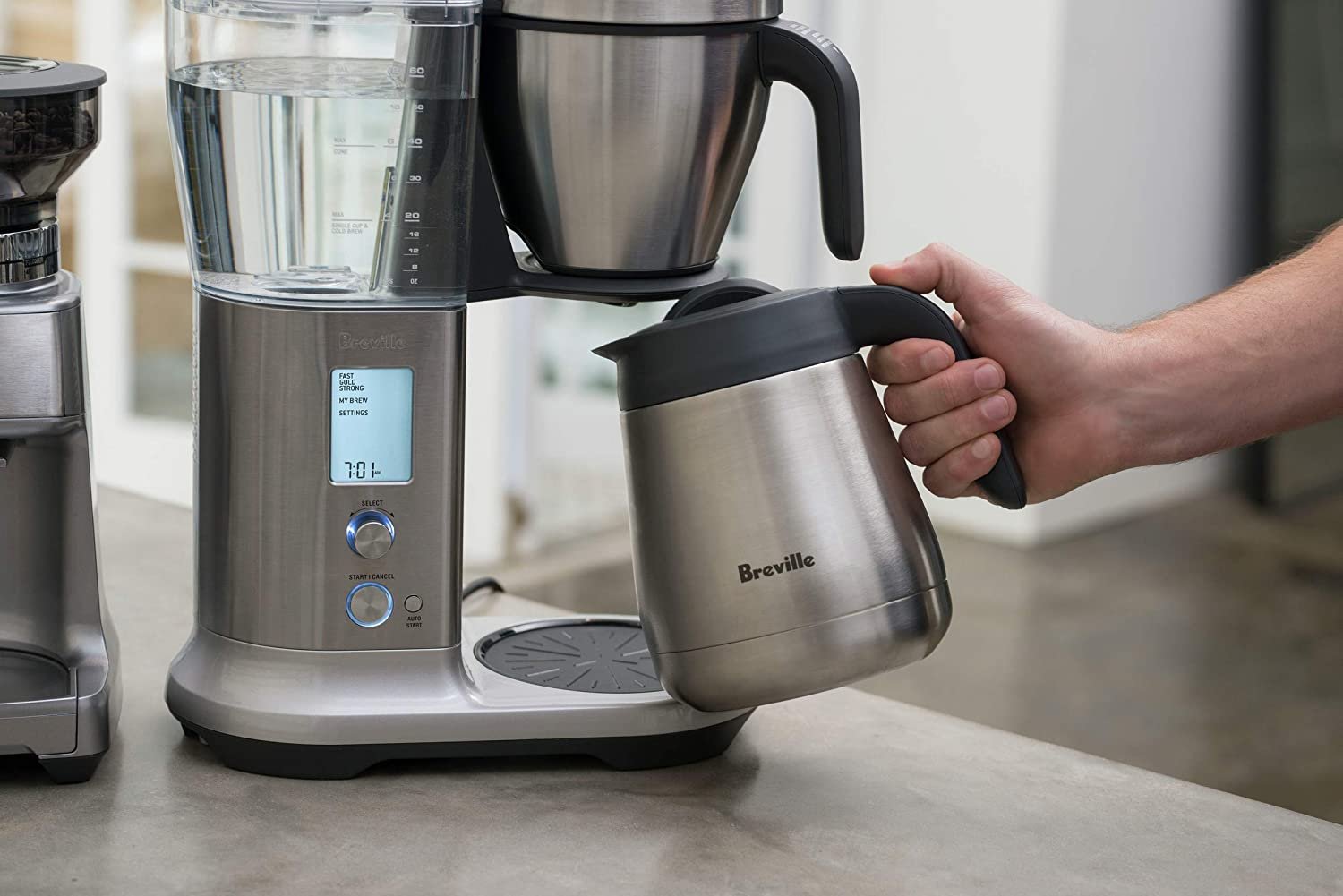 A Whopping $120 Off Puts This Stellar Breville Coffee Maker Under $300 on Amazon