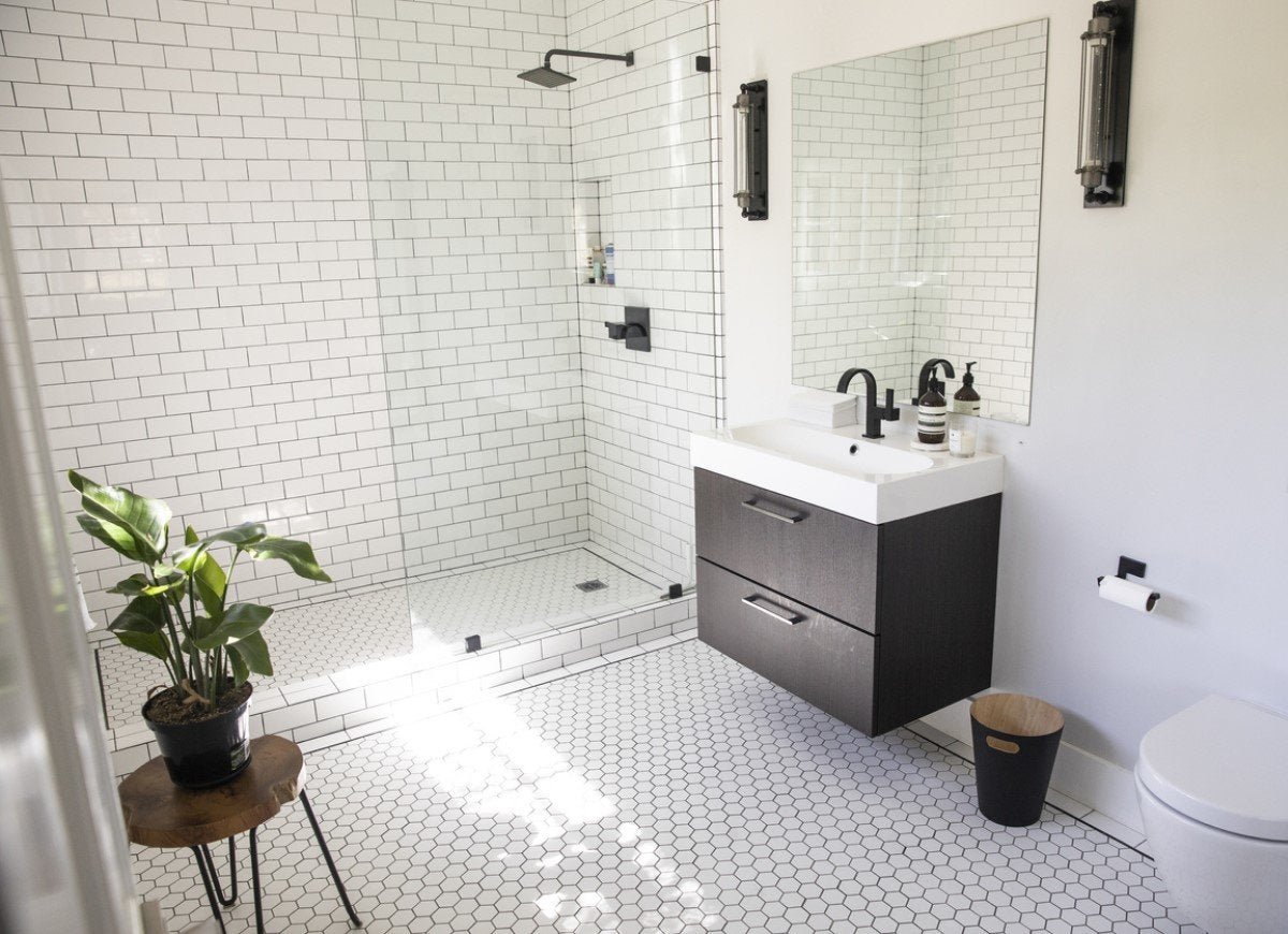 8 Ways to Make Your Bathroom More Spa-Like This Year