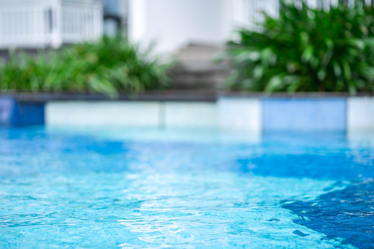 How to Find a Leak in a Pool in 6 Steps