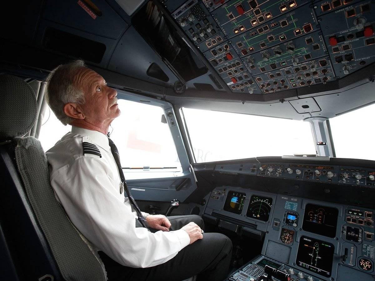 Why You Should Start Every Flight With This Pilot's 3-second Safety Trick (Video)