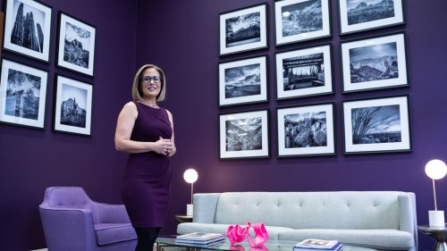 Sinema switches to independent, shaking up the Senate
