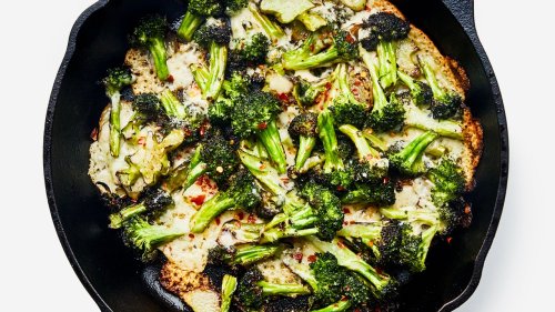 This Cheesy, Crispy Broccoli Skillet Might Be the Best Thing I’ve Ever Made
