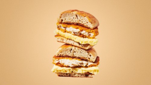 Is the New Chicken Sandwich from Starbucks Worth Trying?