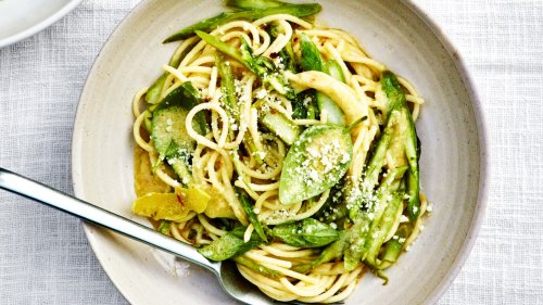Spaghetti al Limone With Asparagus