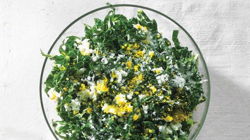 6 Kale Salad Mistakes to Avoid Because No One Likes a Soggy Salad