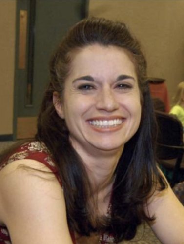 Journalism internship endowment honors former UTEP student Annette Rainville