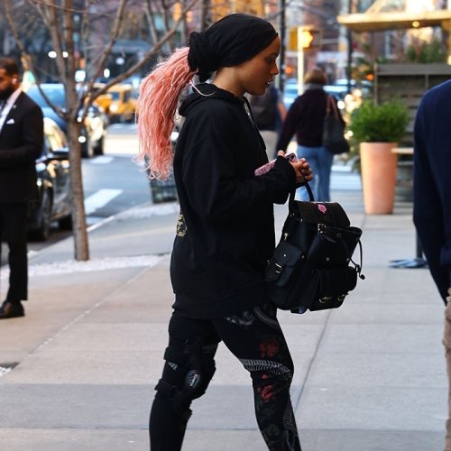 Robert De Niro’s Nepo Baby Son Shows Off Transformation With Heels And Pink Hair In Rare Sighting