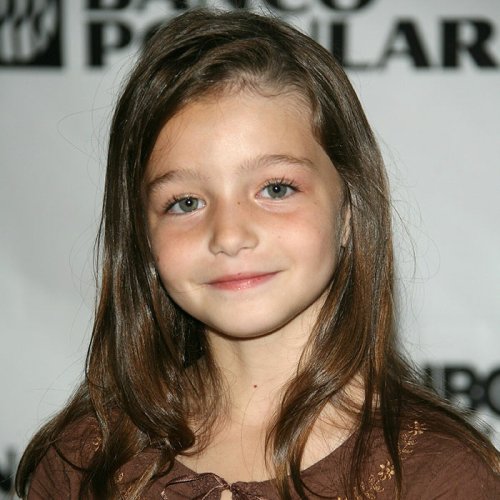 “Never Read An Obituary Like This”: Former Child Star Sophie Nyweide’s Passing Sparks Speculation