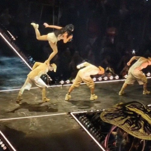 Katy Perry Just Launched Her Tour And Became An Internet Laughing Stock Immediately After
