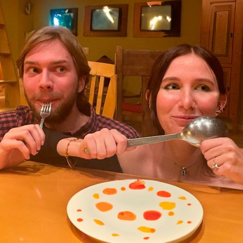40 Times People Tried To Recreate Their Photos Years Later And Nailed It (New Pics)