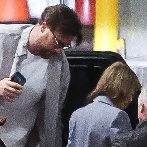 “When You Fire Your Stylist”: Taylor Swift’s New Look Brutally Roasted On Date With Travis Kelce