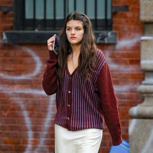 Estranged Daughter Of Tom Cruise, Suri, Turns 18—Spent Most Of Her Life With Mom Katie Holmes