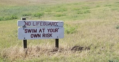50 Of The Best Pics From This Facebook Group Dedicated To Weird And Absurd Signs Spotted Around The World