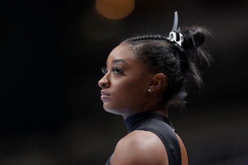 Simone Biles Says Viral Video Of Black Girl Ignored At Gymnastics Ceremony 'Broke Her Heart', Confirms She Sent Encouraging Words