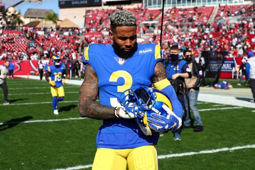Odell Beckham Jr. Escorted Off Plane Amid Claims He Refused To Fasten Seatbelt & Was In & Out Of Consciousness