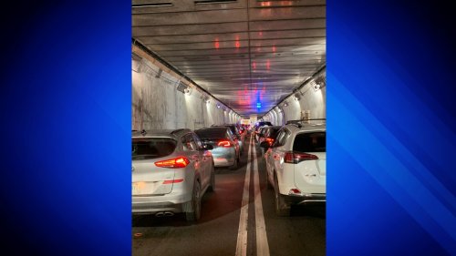 Traffic Alert: Truck ‘storrowed’ inside Sumner Tunnel causing major delays