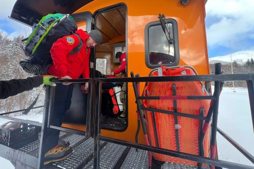 Hiker describes 11-hour ordeal after falling on Mount Washington, admits he was ‘underprepared’