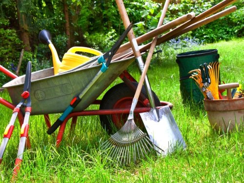 Gartengeräte: 15 praktische Werkzeuge erleichtern die Arbeit