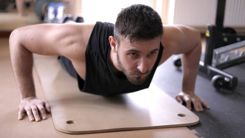 100 Push-Ups a Day for 30 Days – What Happens to Your Body? | BOXROX