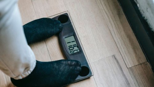 8 Tricks to Lose Body Fat Effortlessly | BOXROX